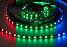 Outdoor LED strip flexibel multi colour 5 Meter RGB 12V 7,2W per meter IP65 witte printplaat
